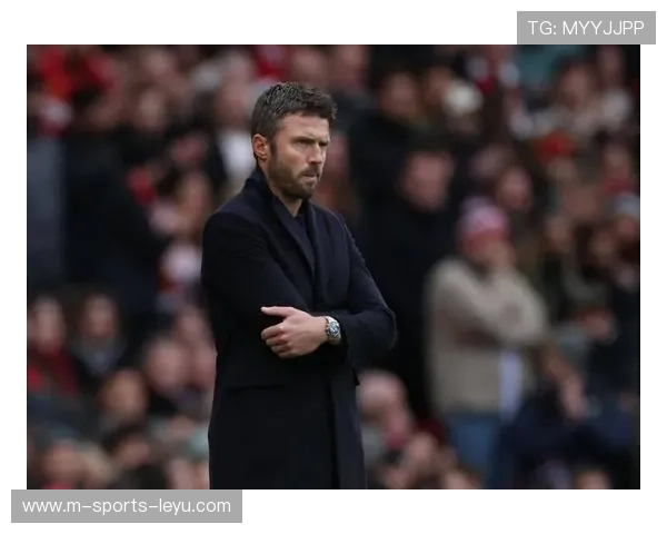 曼联目标明确，卡里克参与战术调整，冲击欧冠四强，卡卡曼联进球