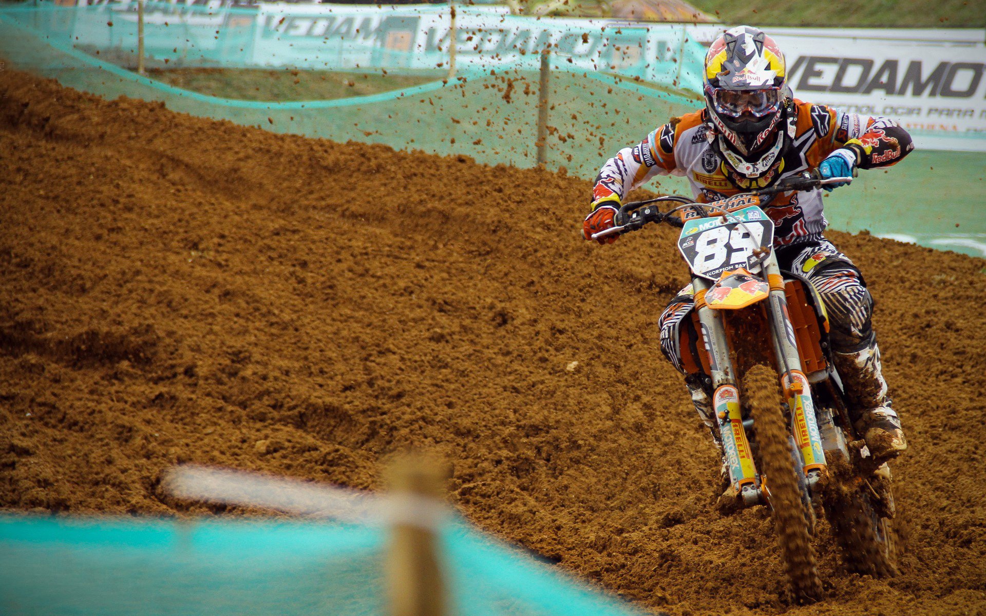 欧冠赛场上一些精彩瞬间被改编为短视频爆款，欧冠段子